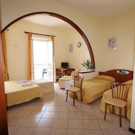 Viviani Raffaella مونتيروسّو ال ماري