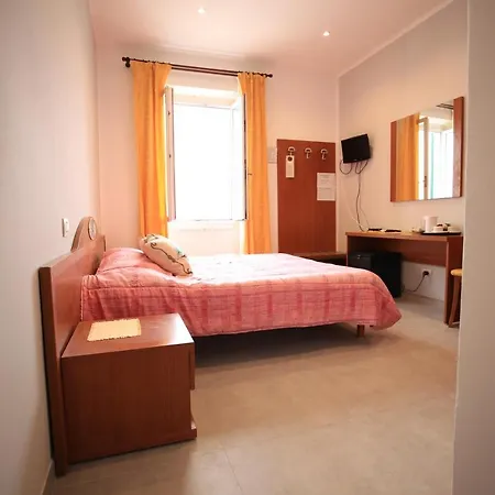 بيت ضيافة Viviani Raffaella مونتيروسّو ال ماري