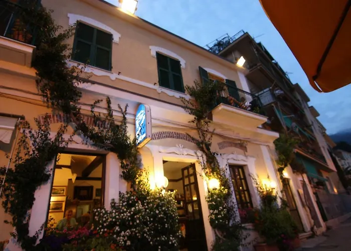 Viviani Raffaella 3* Monterosso al Mare