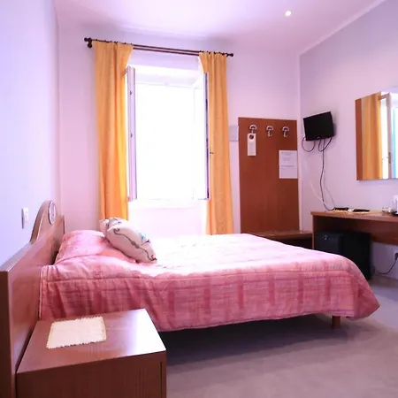 Viviani Raffaella Guest house *