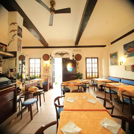 Viviani Raffaella 3* Monterosso al Mare