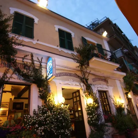 Viviani Raffaella 3* Monterosso al Mare