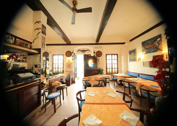 Viviani Raffaella 3* مونتيروسّو ال ماري